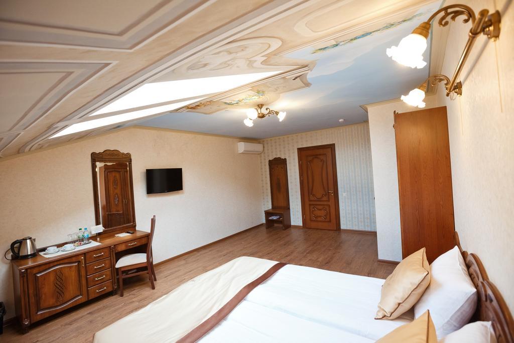 Mini-Hotel Guest House Inn إلفيف المظهر الخارجي الصورة