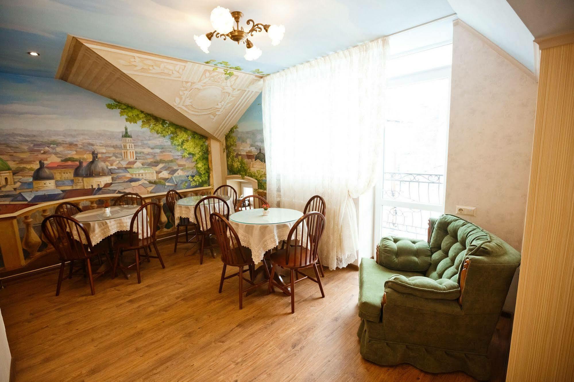 Mini-Hotel Guest House Inn إلفيف المظهر الخارجي الصورة